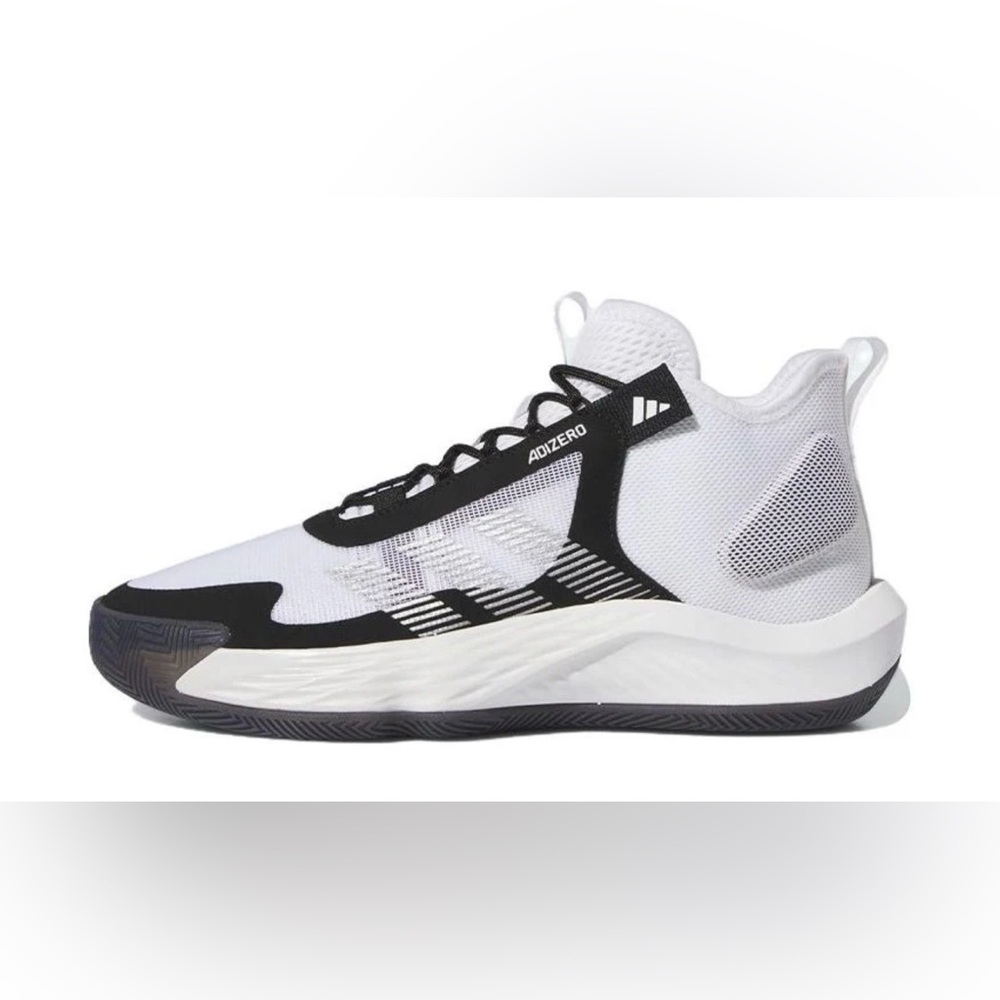adidas Adizero White and Black Athletic Shoes running or basketball Size 8 EUC